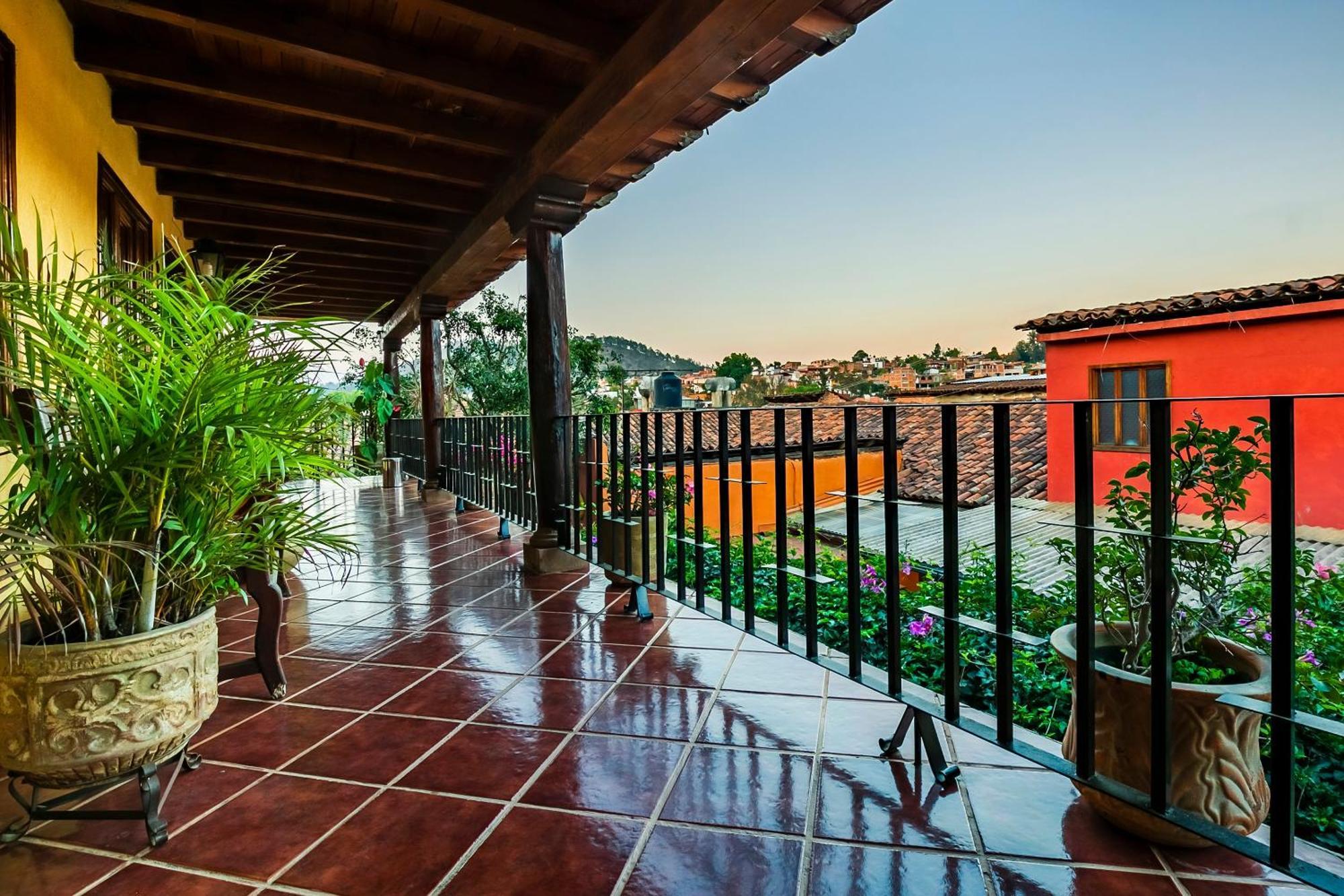 Oyo Posada De Los Angeles, Pátzcuaro Εξωτερικό φωτογραφία